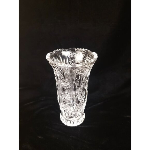Vintage Crystal Cut Glass Vase With Intricate Floral Pattern 6” Tall Decorative - Picture 2 of 7